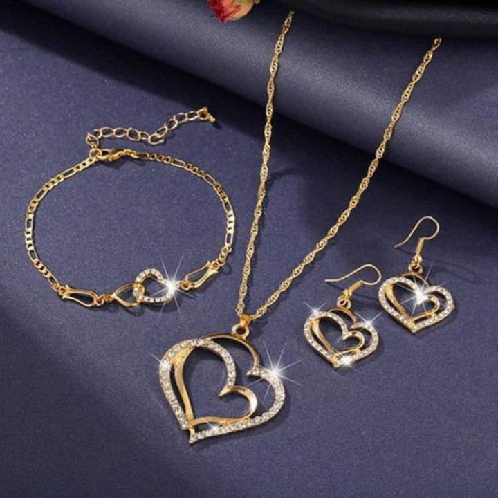 Diamond Crystal Heart Pendant Necklace Earrings and Bracelet Set Romantic Wedding Party Jewelry Set for Women 7 buyers