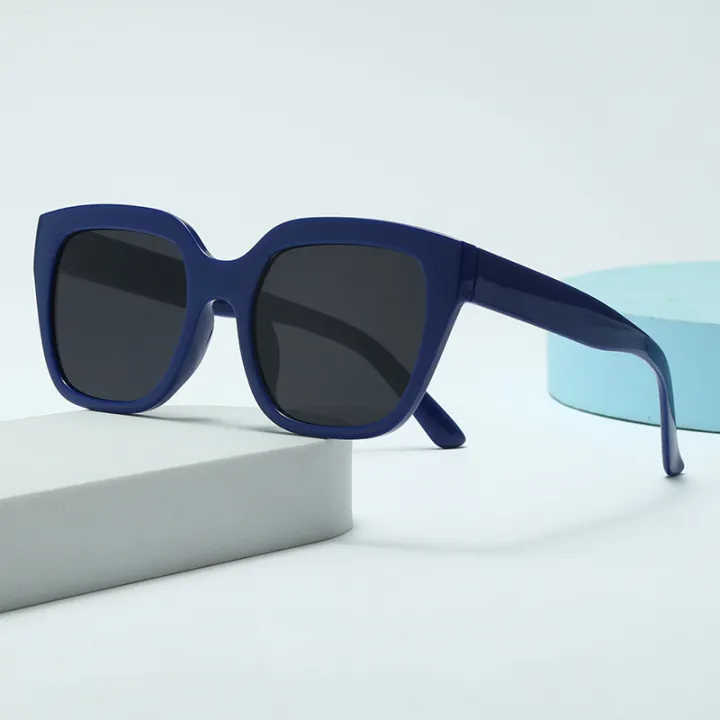 Simple%20Vintage%20Sunglasses%20Wholesale%20ins%20Internet-Famous%20Sunglasses%20Men's%20and%20Women's%20Large%20Frame%20sunglasses%20Sun%20Shading%20Sun%20Glasses%20-%20Image%204