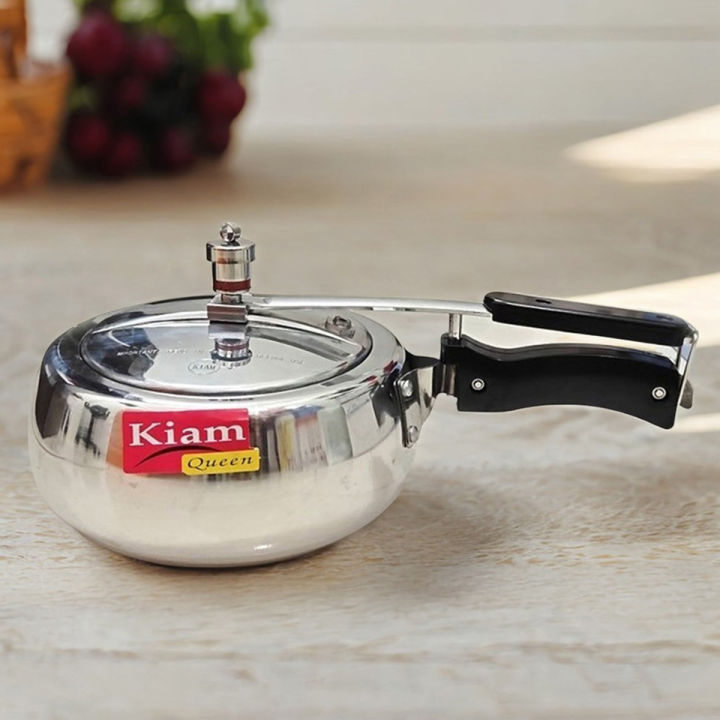 Kiam%20Queen%20Pressure%20Cooker%203.5%20Ltr.%20-%20Apple/Oval%20Shape%20-%20Opt%20For%20Sustainability%20With%20This%20Pressure%20Cooker%20-%20Image%202
