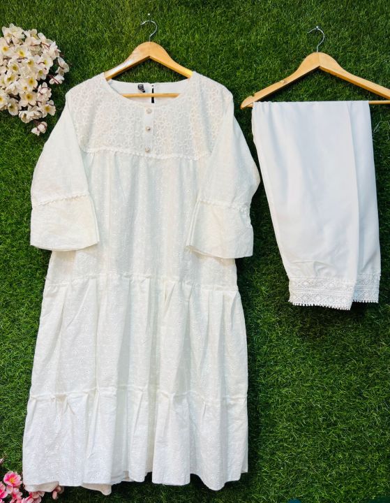 Stylish Trendy Chicken Embroidery Tops Set for  Girls