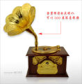 Bazyin Speaking Machine does not bring a mixed batch of Shanghai beach retro vocal machine music box couple music box. 