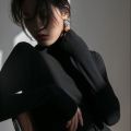 Large Size Women's Turtleneck Bottoming Shirt Winter All-Matching Students plus Velvet Thickened Black Heap Collar Long Sleeves ins Top.