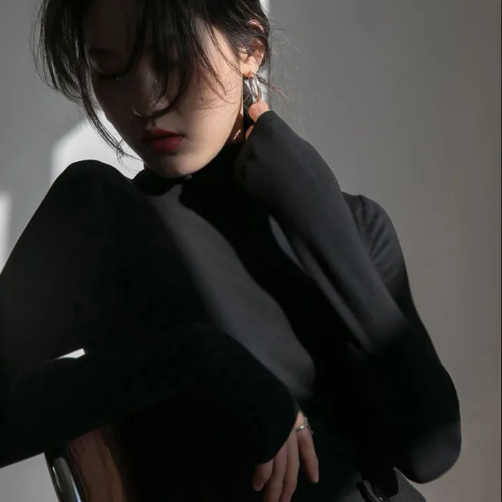 Large%20Size%20Women's%20Turtleneck%20Bottoming%20Shirt%20Winter%20All-Matching%20Students%20plus%20Velvet%20Thickened%20Black%20Heap%20Collar%20Long%20Sleeves%20ins%20Top%20-%20Image%203