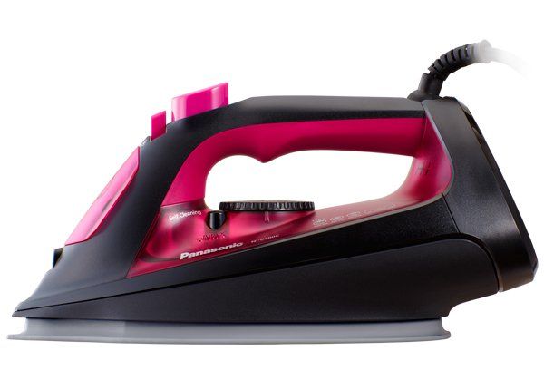 Panasonic%20NI-U400C%20Steam%20Iron%20with%20Ceramic-Coated%20SolePlate%20-%20Image%205