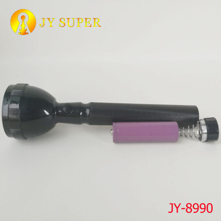 JY%20SUPER%20JY-8990%20Torch%20Light%20High%20Power%20Rechargeable%20Flashlight%202W%20LED%20torchlight%20-%20Image%204