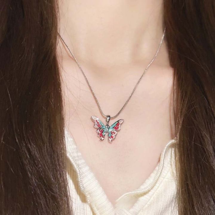 Trendy luxury fashionable butterfly necklace for women