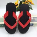 Zhanjiang Yangchun Guangxi Hainan Net Red Foot Clip Soft Red Flip Flops and Duck Slippers.