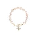 2021 Elegant Baroque Pearl String Bracelet For Woman Luxury Zircon Bee Pendant Bracelet Fashion Girl's Sweet Jewelry.