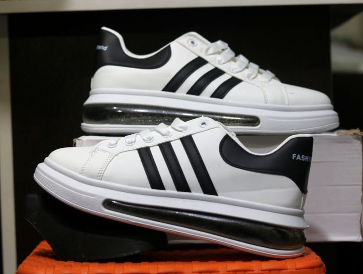 Black%203%20Step%20Sneakers%20for%20Men%20-%20Image%205