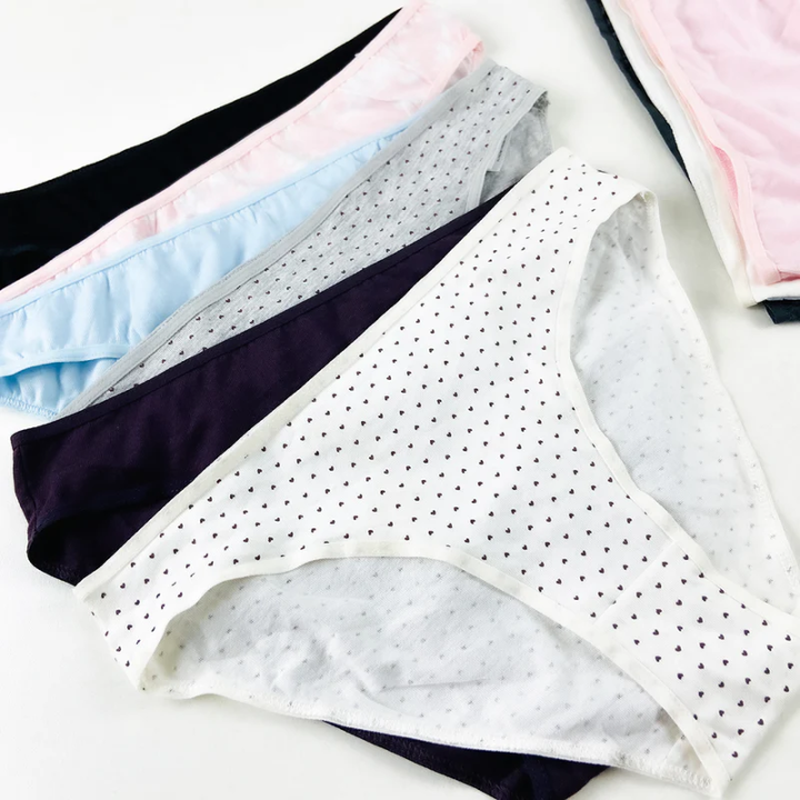 Pack%20of%205%20Pcs%20Assorted%20Colors%20Womens%20Half%20Back%20Coverage%20Cotton%20Brief%20Panty%20From%20Levin%20-%20Image%207
