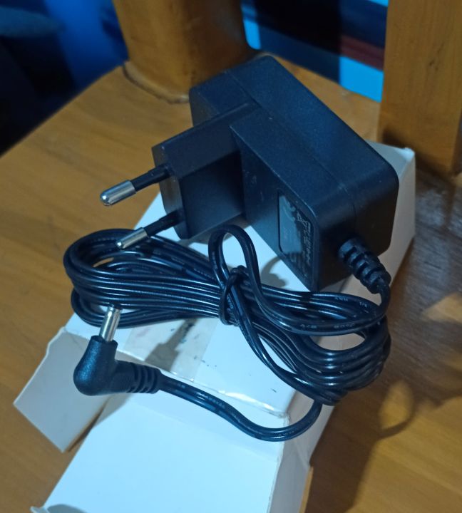 Power%20Adaptor%205V%20for%20Gadmei%20tv%20card%20and%20others%20uses%20china%20o-r-i-g-i-n-a-l%20product%20-%20Image%204