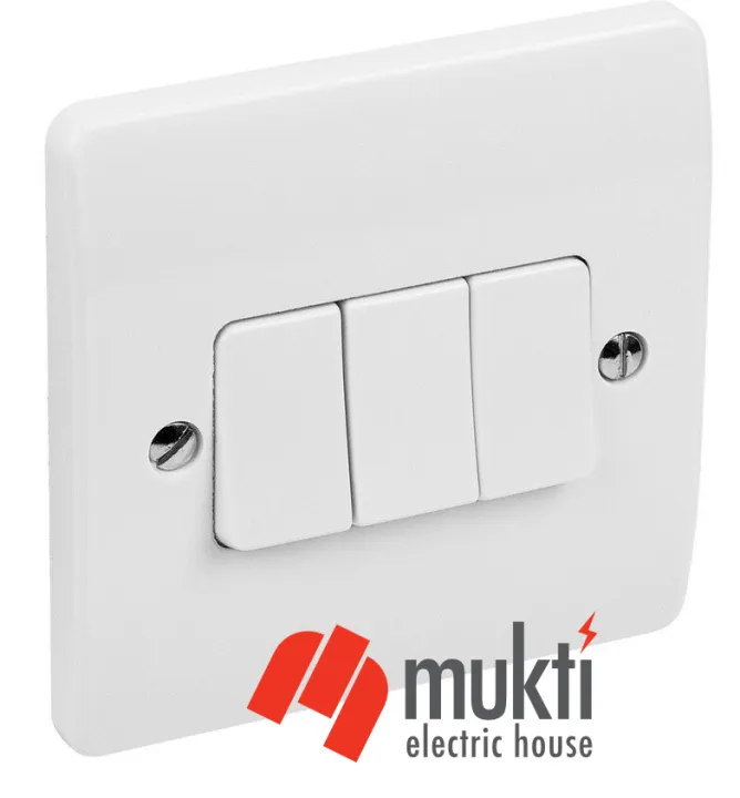 MK%20Made%20in%20Malaysia%20LOGIC%20PLUS%203%20Gang%2010A%20Three%203Gang%20Switch%20Socket%20-%20Image%202