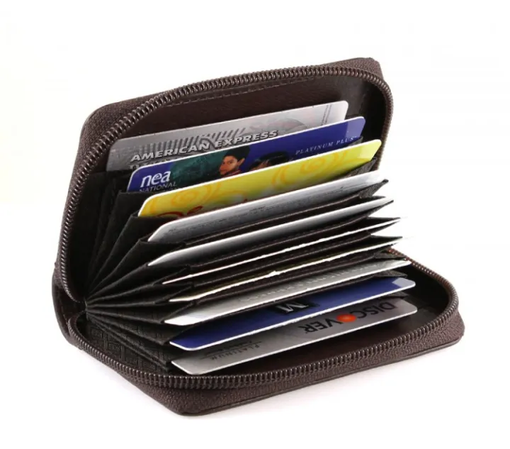 Dedit%20or%20Credit%20Card%20Holder%20with%20Wallet%20For%20Men%20-%20Image%205