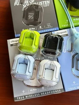 Ultrapods%20Pro%20True%20Wireless%20Earbuds%20with%20Display%20Transparent%20Design,%20Bluetooth%205.3%20Water%20Proof%20-%20Image%209