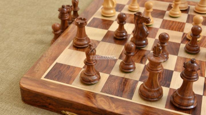 Wood%20Chess%20Board%20-%20Medium%20-%20Image%202