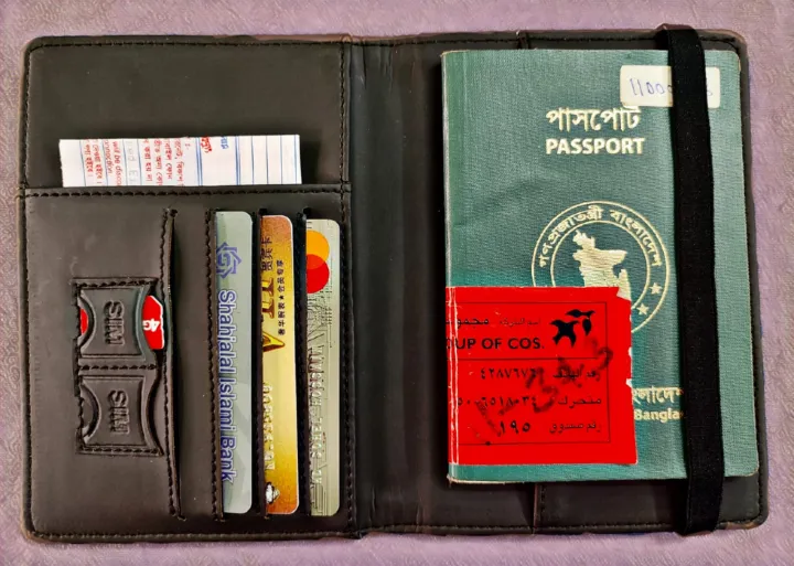 PU%20Leather%20Passport%20cover%20and%20card%20holder%20-%20Image%202