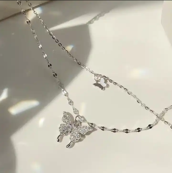 European%20and%20American%20Diamond%20Butterfly%20Pendant%20Necklace%20Cuban%20Butterfly%20Necklace%20Hip%20Hop%20Jewelry%20-%20Image%207