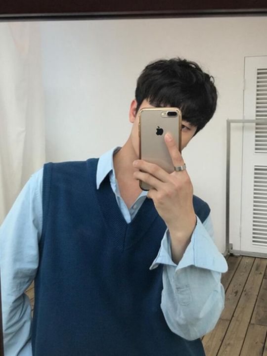 Gmiixder%20Sleeveless%20Sweater%20Vest%20Hong%20Kong%20Style%20Autumn%20Men's%20Loose%20Solid%20Bottoming%20Shirt%20V-neck%20Sweater%20Korean%20Trend%20Waistcoat%20-%20Image%207