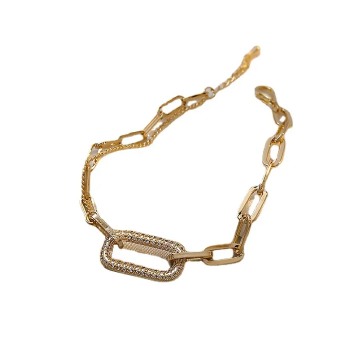 Retro%20simple%20geometric%20diamond%20bracelet%20women's%20light%20luxury%20fashion%20design%20chain%20bracelet%20European%20and%20American%20high-end%20cross-border%20hand%20jewelry%20-%20Image%205