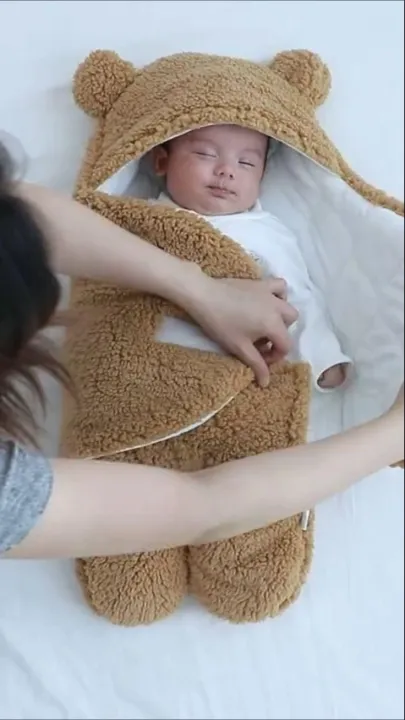 Premium%20Baby%20Blanket%20%E2%80%93%20Soft%20Woolen%20Blanket%20for%20Kids%20-%20Image%205
