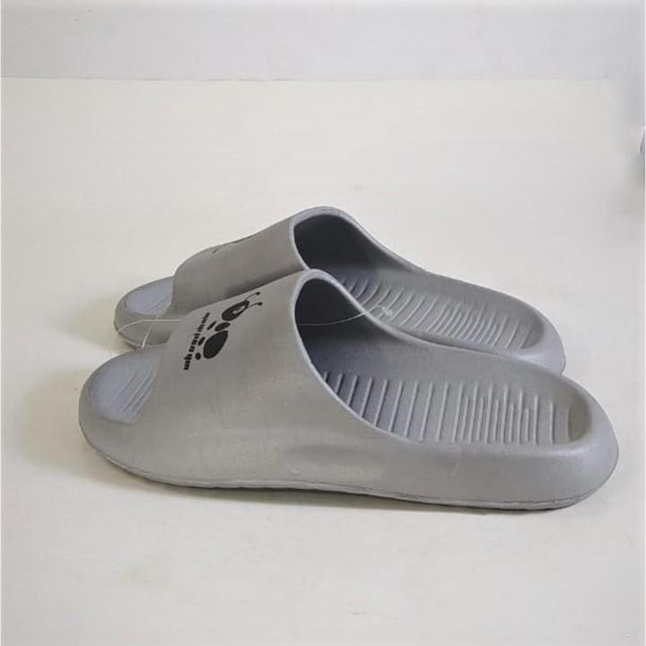 Casual%20Comfort%20House%20Slippers%20Unisex%20in%20Plain%20Colors%20-%20Comfortable%20Rubber%20Sole%20Slides%20-%20Image%204