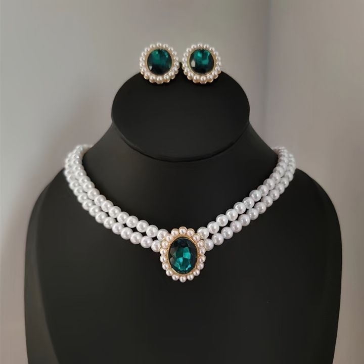 Vintage%20Medieval%20Double%20Layered%20Pearl%20Choker%20Necklace%20White%20Green%20Pearl%20Earrings%20Necklace%20Set%20-%20Image%205