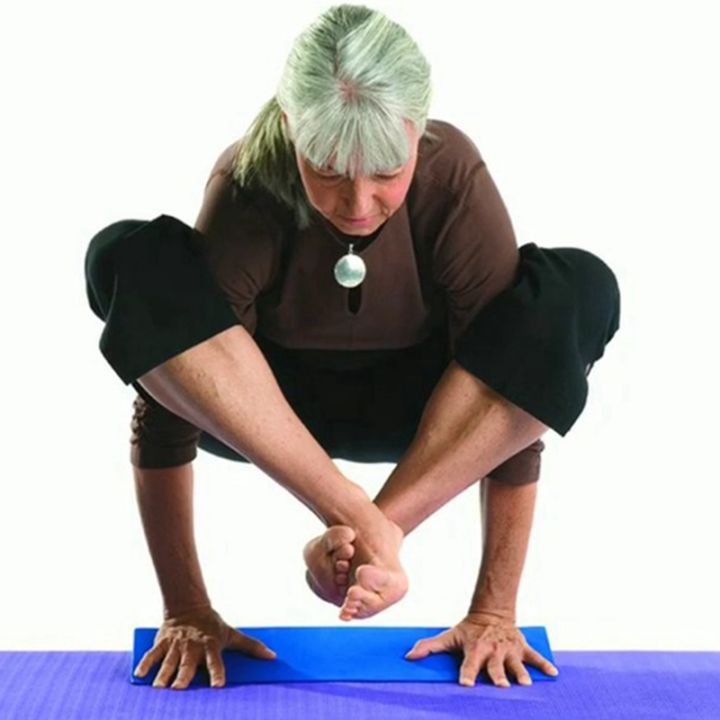 Yoga%20Fitness%20Equipment%20Yoga%20Inclined%20Board%20Black%20Foam%20Yoga%20Wedge%20-%20Image%207
