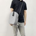 VR Headset Storage Bag, VR Headset Travel Case Internal Fixing Elastic with Shoulder Strap for Traveling. 