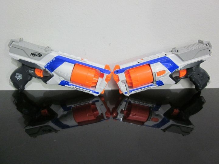Nerf%20N-Strike%20Elite%20Strongarm%202%20Pack%20-%20Image%208