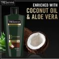 Tresemme Botanique Nourish & Replenish With Coconut Oil & Aloe Vera Shampoo 700ml with Fee Liquid Hand Wash Plastic Dispenser. 