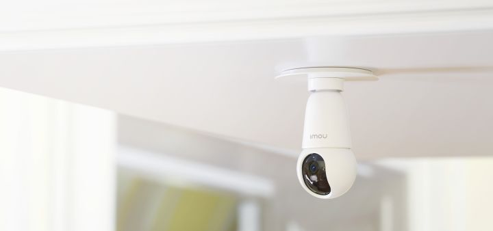 Imou Bulb Cam 2C – 3 MP Wi-Fi Smart 360° Pan & Tilt Security Camera ...