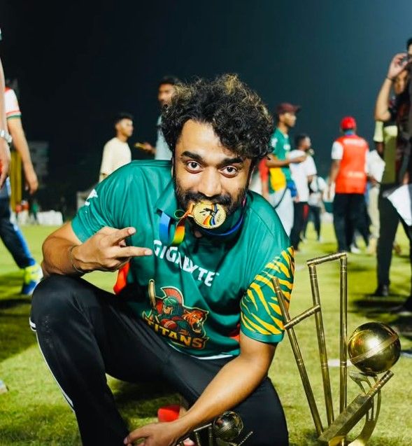 Premium%20%20medal%20for%20Cricket%20%20tournament,%20-%201pcs%20-%20Image%204