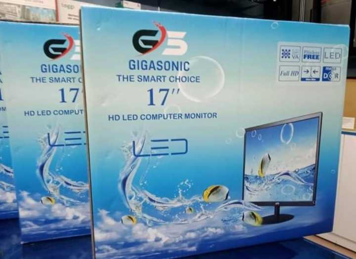 GIGASONIC%2017"%20Square%20LED%20Monitor%20-%20Image%203