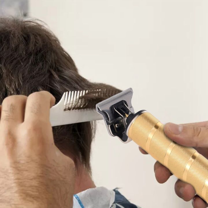 Portable%20Hair%20Clipper%20with%203pcs%20Comb%201pcs%20Deaning%20Brush%20-%20gold%20-%20Image%205