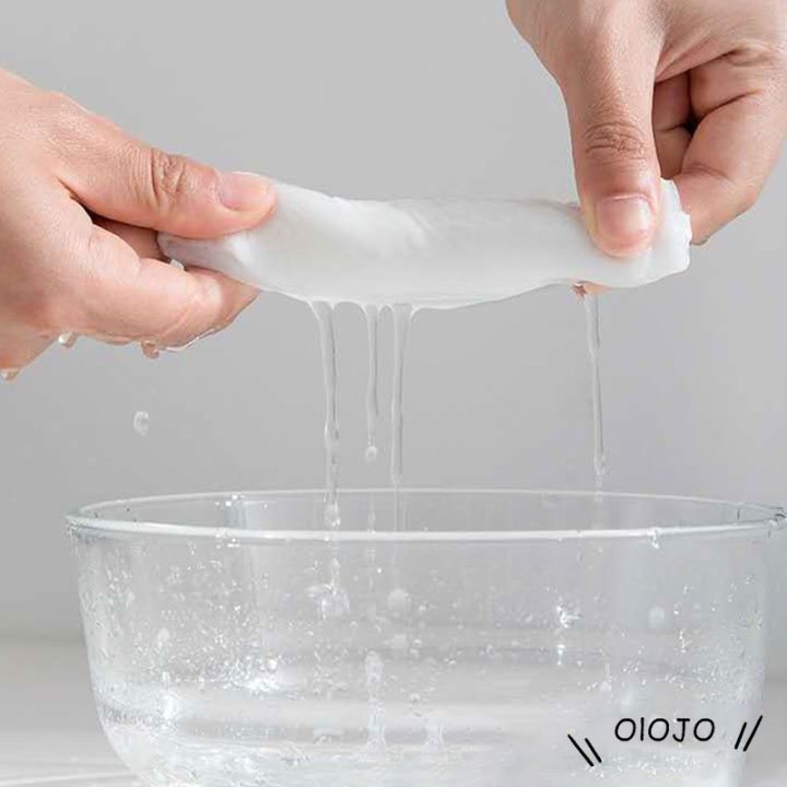 Disposable%20And%20Portable%20Non-Woven%20Cloth%20Cleansing%20Compressed%20Face%20Towel%20With%20Marshmallow%20Shape%20OLO%20-%20Image%205