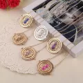 【Beiver Jewelry Store  】Women's Fashion Rotating Hourglass Pendant Chain. 