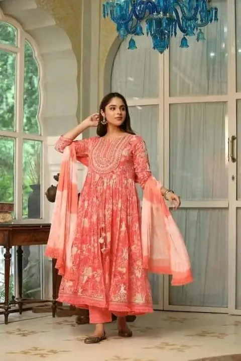 Awesome%20Designer%20Fashionable%20and%20Gaoun%20Style%20Three%20Pieces%20Febric%20Lilen,%20Stitched%20Multicolor%20for%20Women%20and%20Girls.%20-%20Image%204
