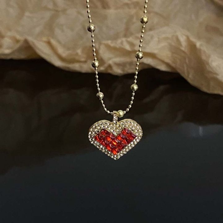 Fashion%20Alloy%20Clavicle%20Choker%20Jewelry%20Retro%20Pendant%20Necklace%20Light%20Weight%20Simple%20Style%20Love%20Drop%20Necklace%20-%20Image%204