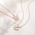 French style white mother-of-pearl butterfly necklace for women, light luxury, niche and high-end, a birthday gift for best friend or girlfriend.