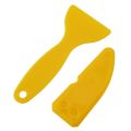 Caulking Tool Kit-14 x Yellow silicone sealant finishing tools
2 x Black caulk remover
2 x Yellow grout scraper
2 x White caulk nozzle
4 x Red caulk nozzle caps-Color as shown.