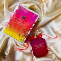Victoria's Secret Bombshell Paradise Eau De Parfum.