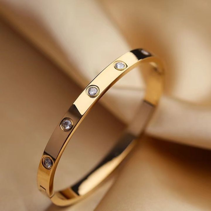 High-quality%20gold-plated%20valentine's%20day%20birthday%20jewelry%20gifts%20women%20bracelets%20&%20bangles%20stainless%20steel%20couple%20bracelet%20-%20Image%206