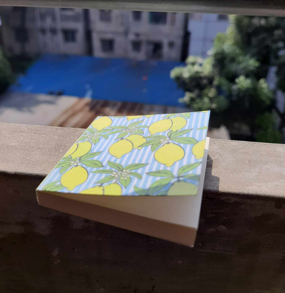 Pocket%20Notepad-%20Lemon-%20Stylish%20Pocket%20notebook%20for%20Cool%20lifestyle.%20100%20Pages%20Novel%20-%20Image%204