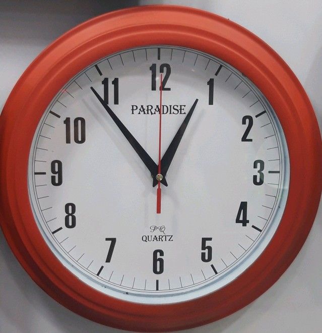 Exclusive wall clock