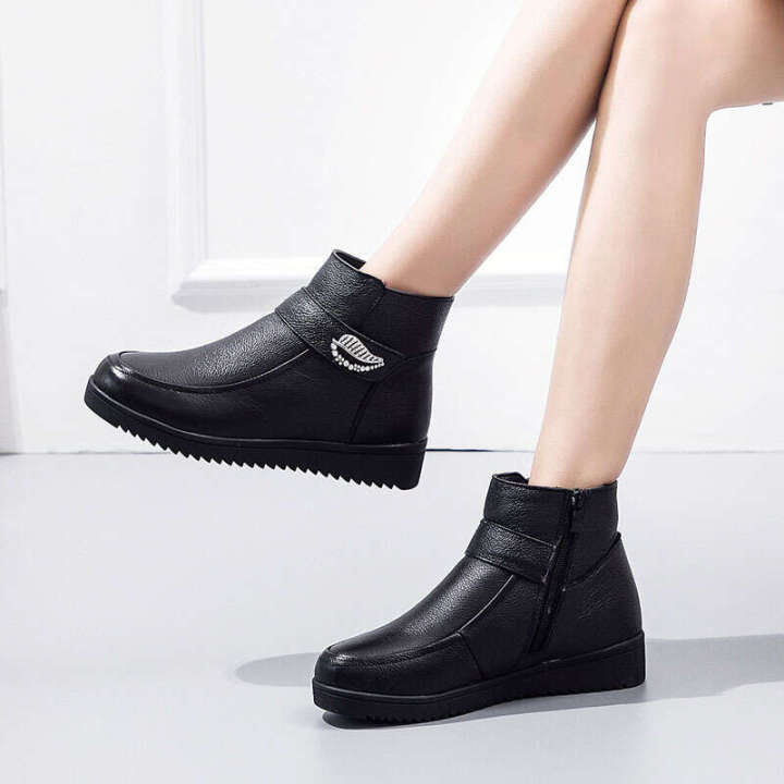 2021 Autumn/Winter Warm Short Non slip Mom Shoes, Middle aged and Elderly Flat Boots, Extra Large Wool Cotton Shoes