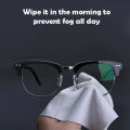 Anti-fog cleaning cloth and lens cleaning cloth.