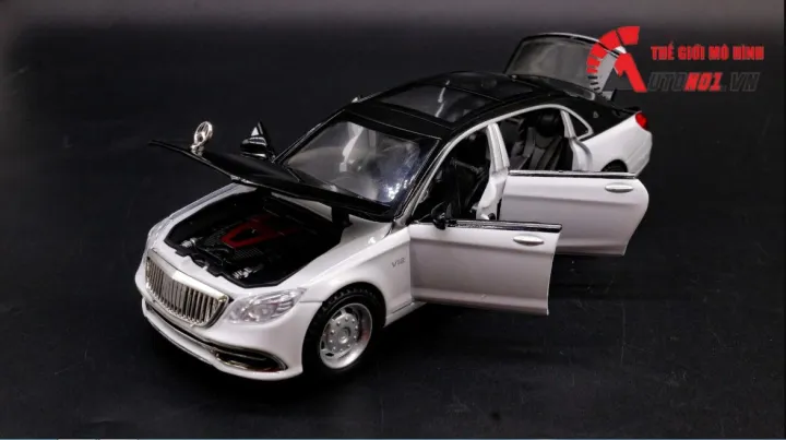 Exceotional%20Quality%20-%20Mercedes%20bens650%20black%20white%201:24%20jiaaye%20model%20car%20di%207950%20-%20Vintage%20Choice%20-%20Exclusive%20Experience%20-%20Image%203