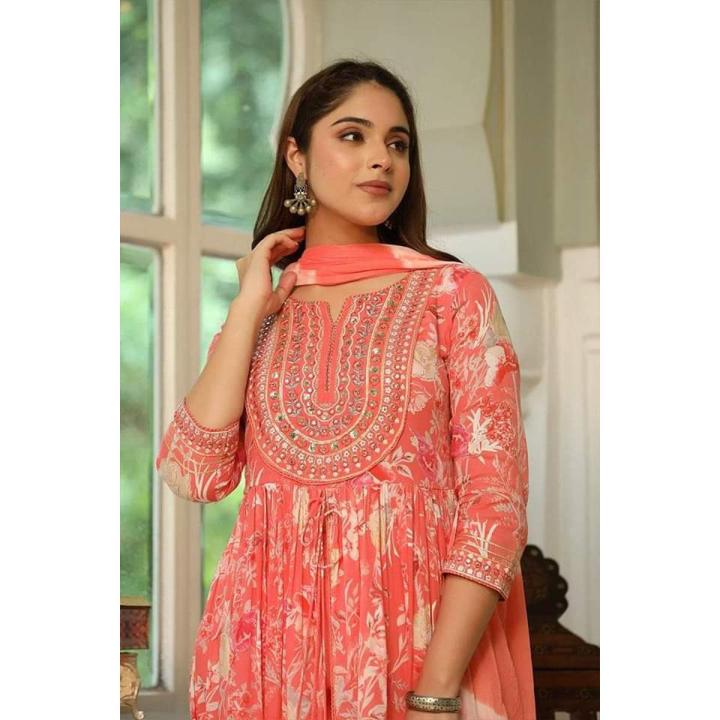 Awesome Designer Fashionable and Gaoun Style Three Pieces Febric Lilen, Stitched Multicolor for Women and Girls.
