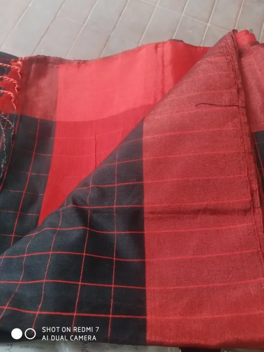 New%20Dhupain%20Check%20Sarees%20For%20Women%20Red%20Black%20-%20Image%203