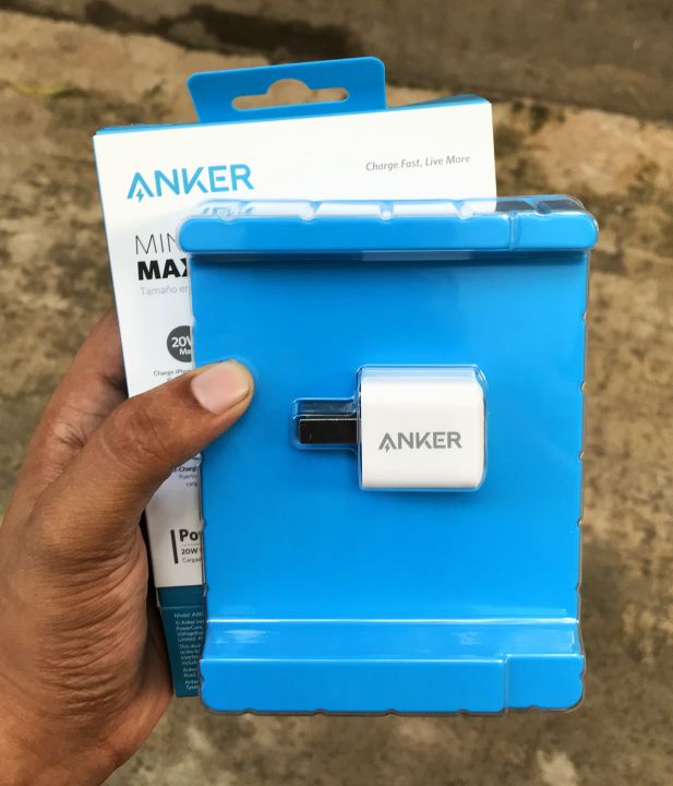 Anker%20-%20Powerport%20PD%20Nano%2020W%20USB-C%20Wall%20Charger%20(%20A2634%20)%20-%20Image%203